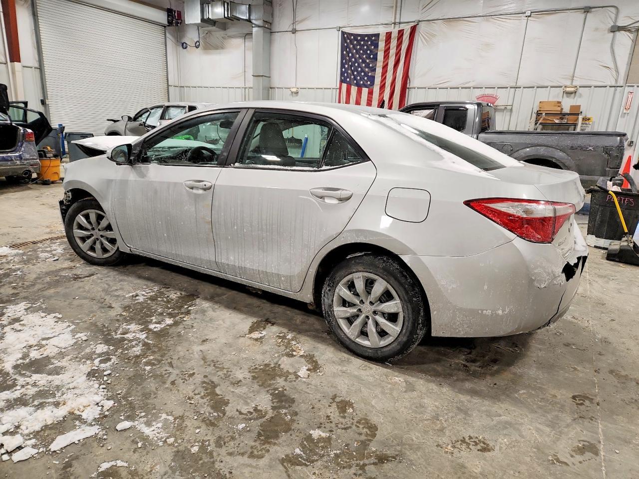2016 Toyota Corolla - Фото 2