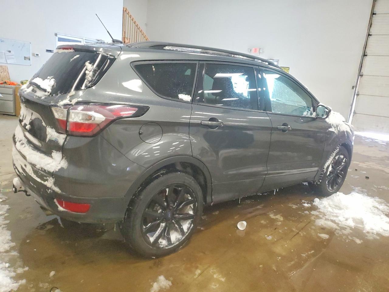 2017 Ford Escape Titanium - Image 3
