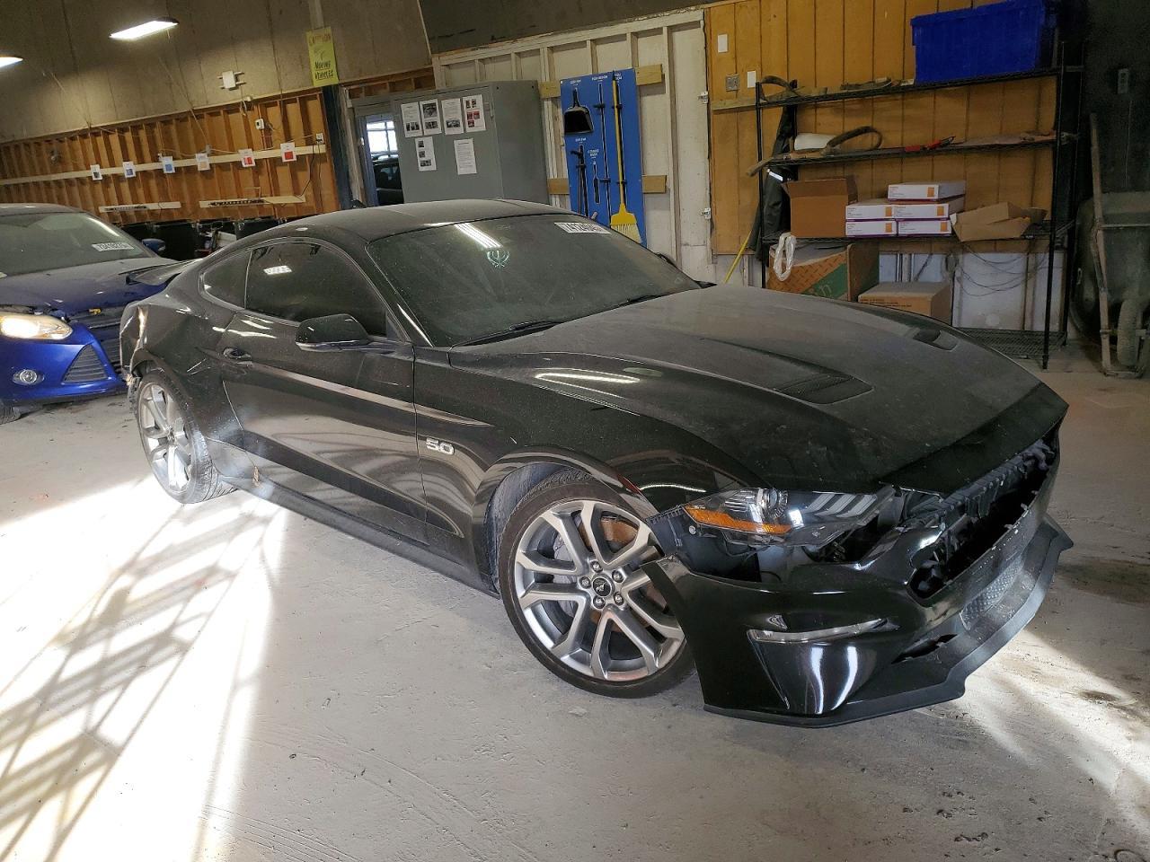 2022 Ford Mustang Gt - Фото 4