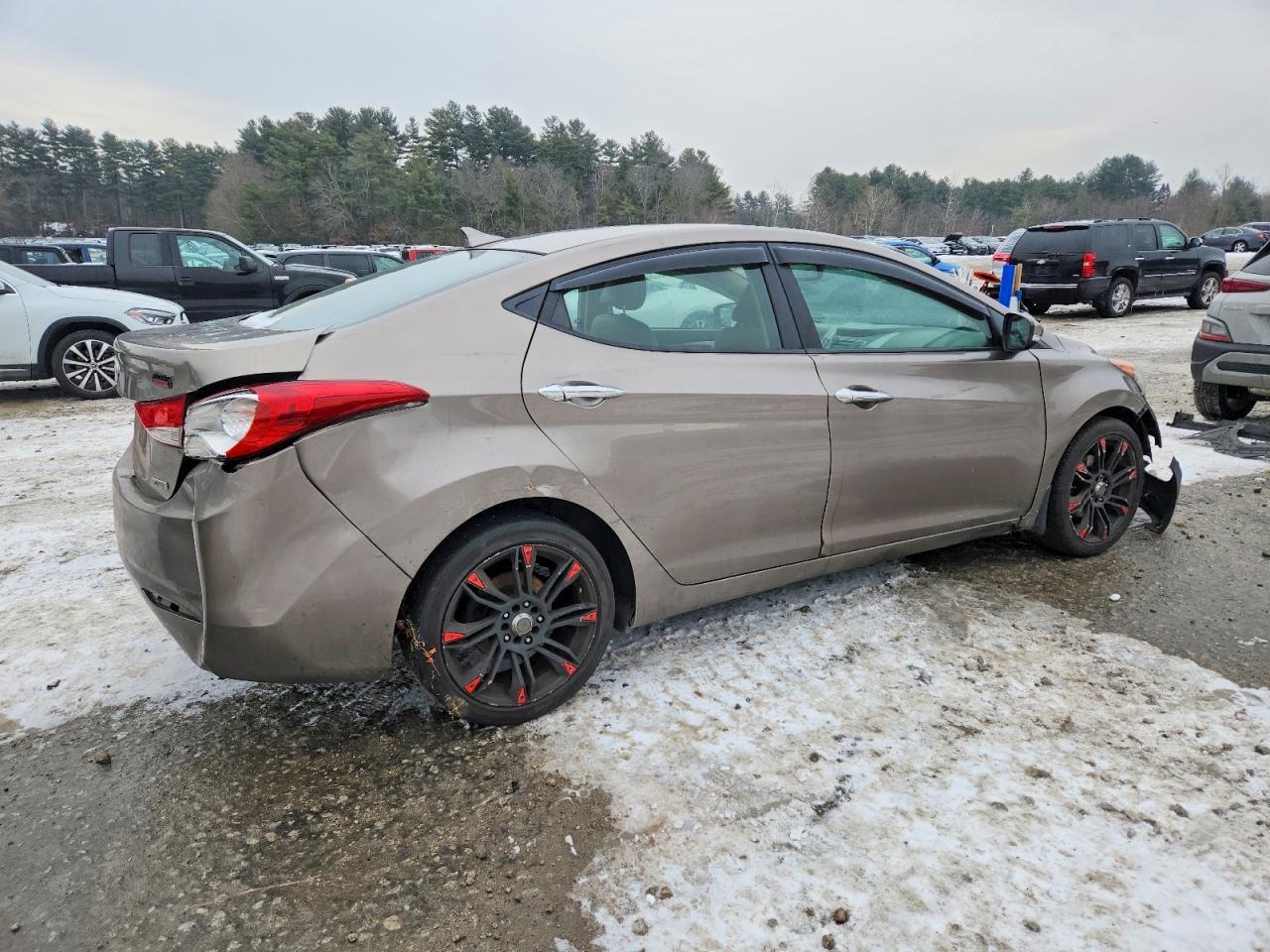 2013 Hyundai Elantra Limited - Image 3