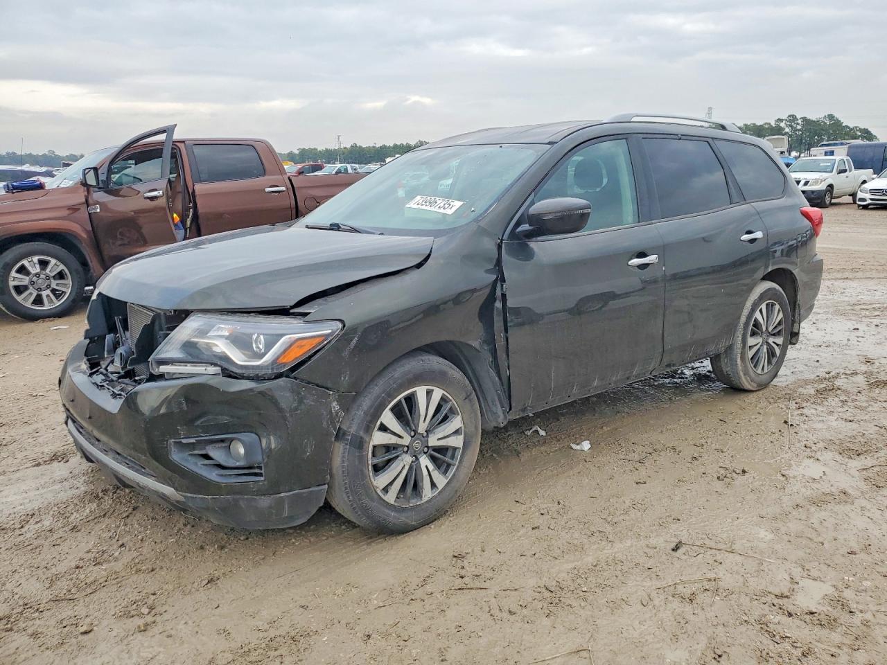2017 Nissan Pathfinder S