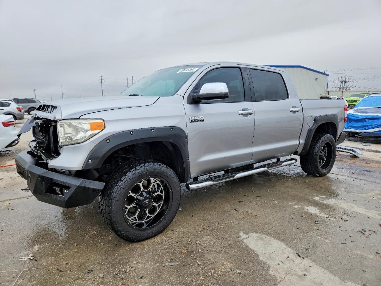 2014 Toyota Tundra Crewmax Platinum