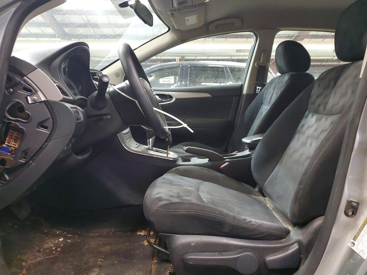 2013 Nissan Sentra S - Фото 7