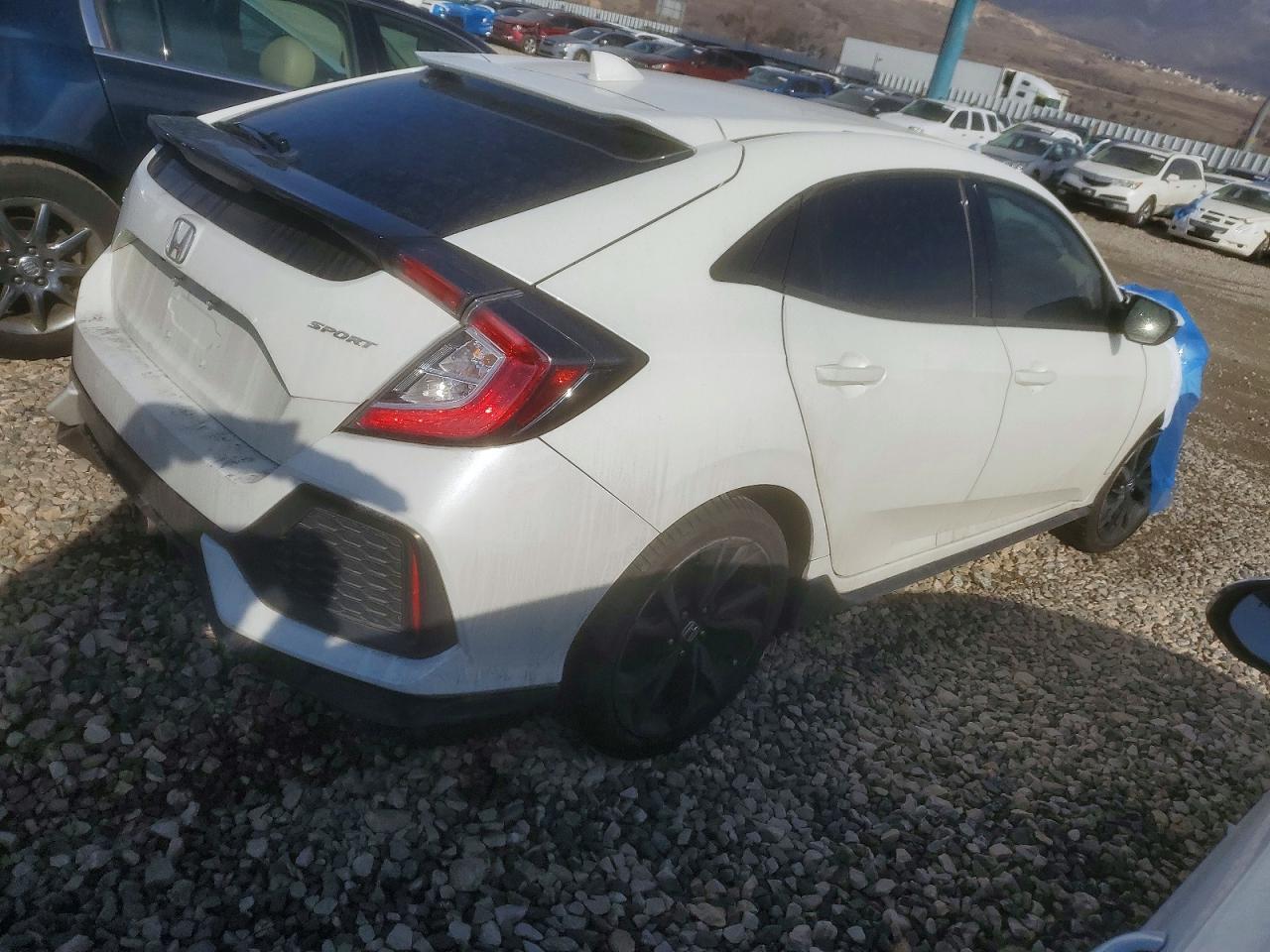 2017 Honda Civic Sport - Фото 3