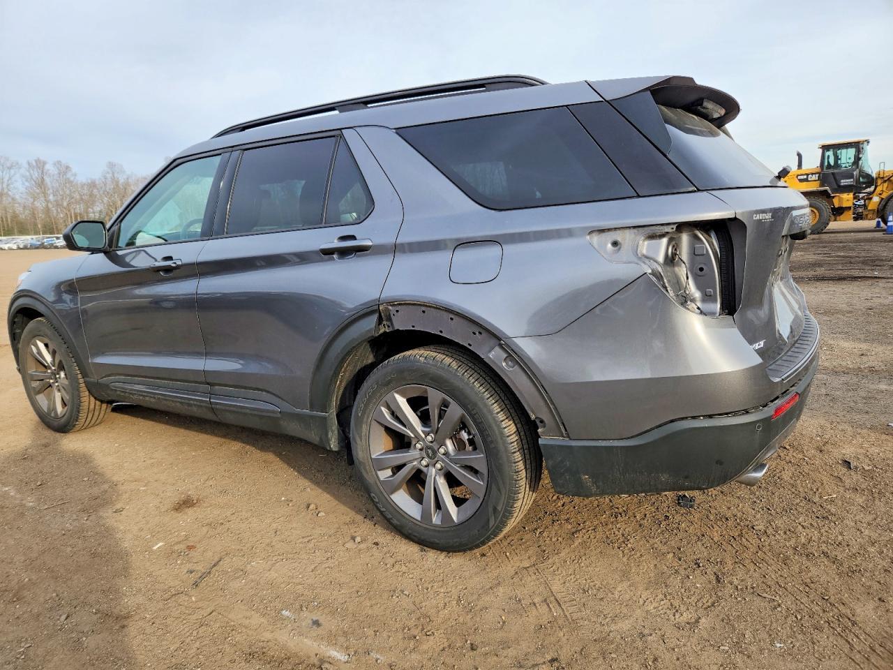 2021 Ford Explorer Xlt - Фото 2