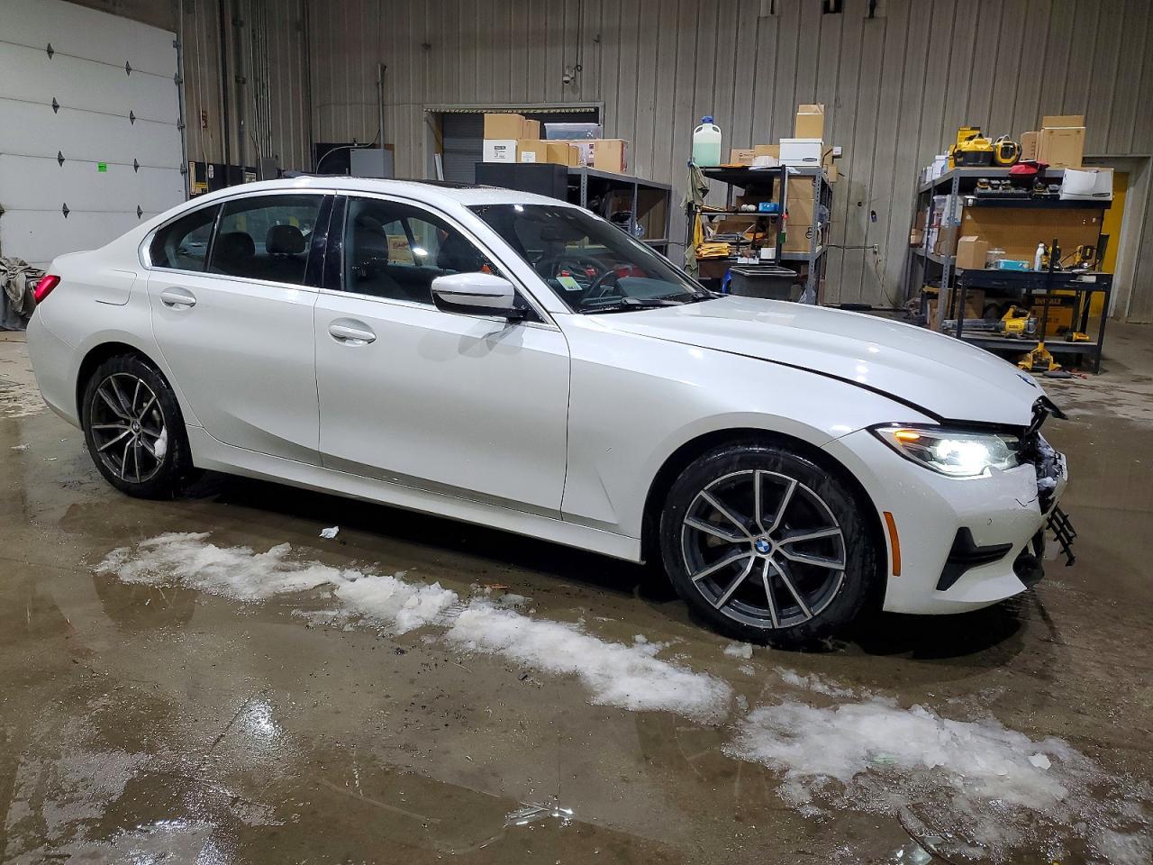 2019 BMW Motorrad 330Xi - Фото 4