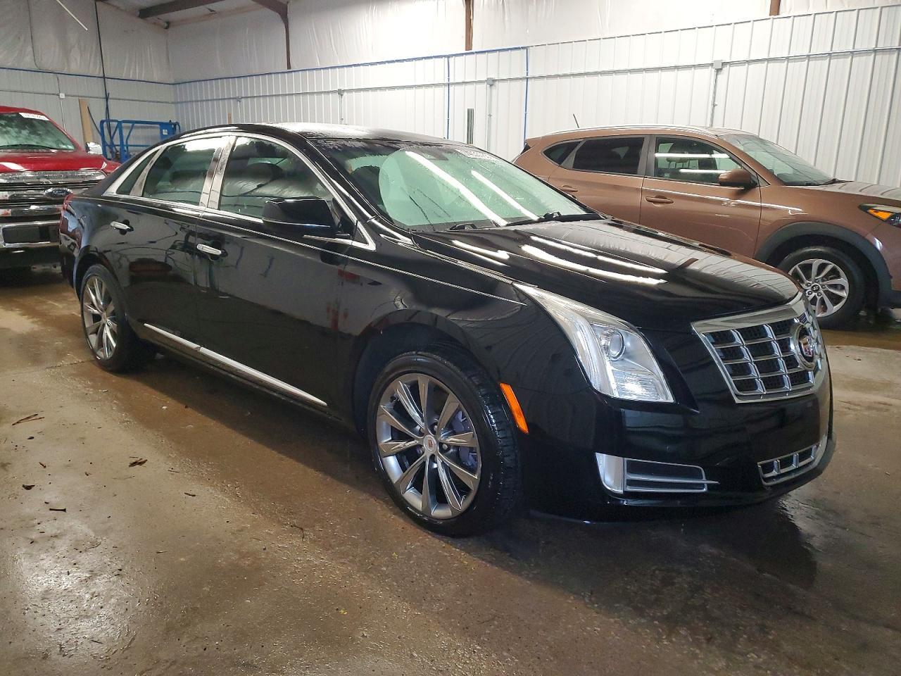 2013 Cadillac Xts Luxury Collection - Image 4