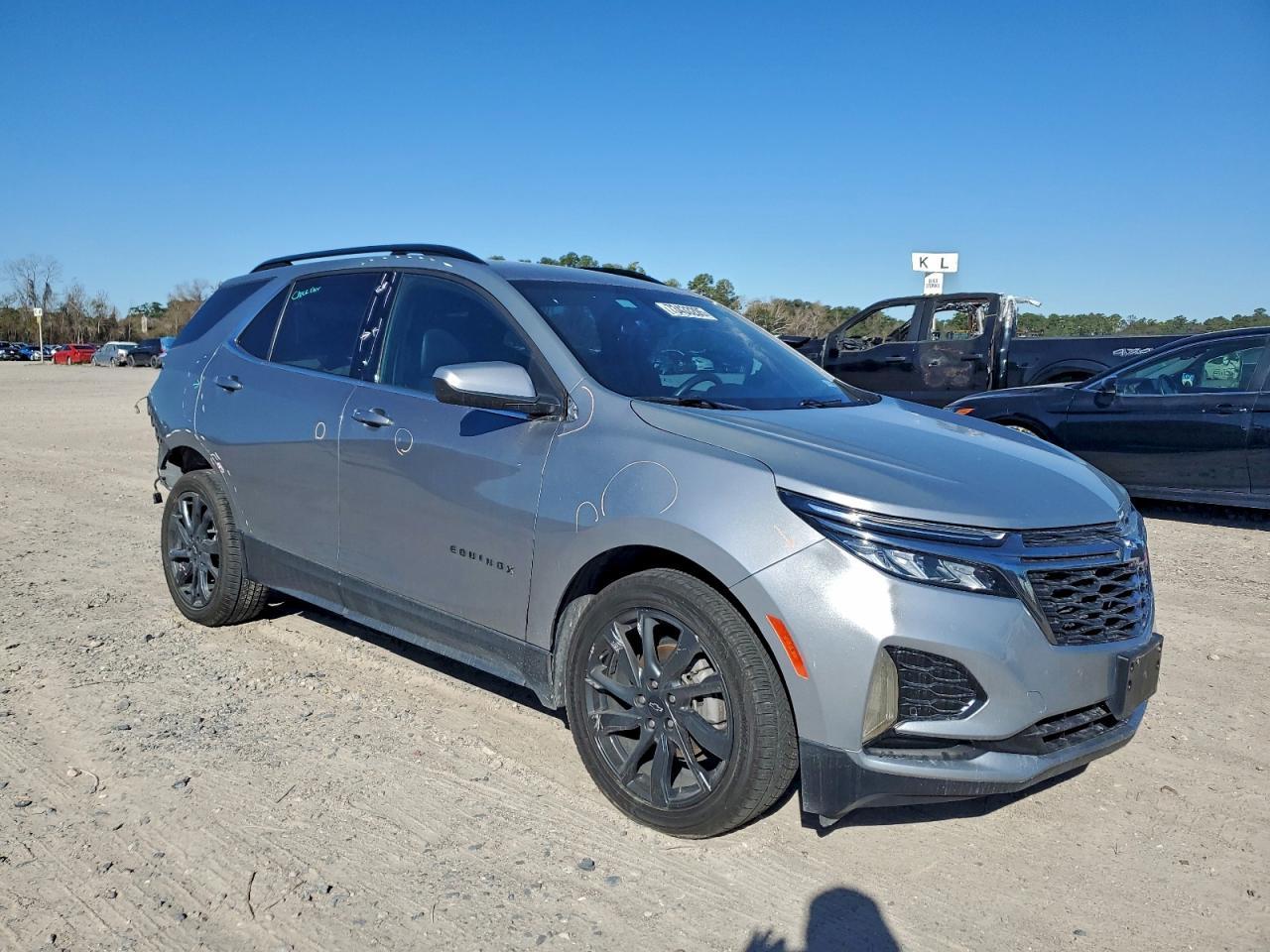 2023 Chevrolet Equinox Rs - Image 4