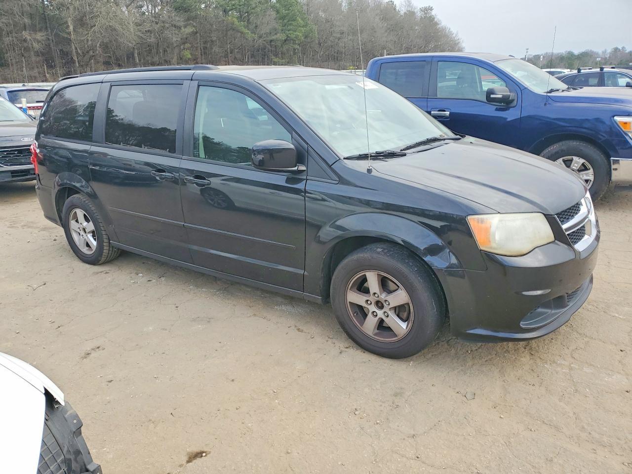 2012 Dodge Grand Caravan Sxt - Image 4