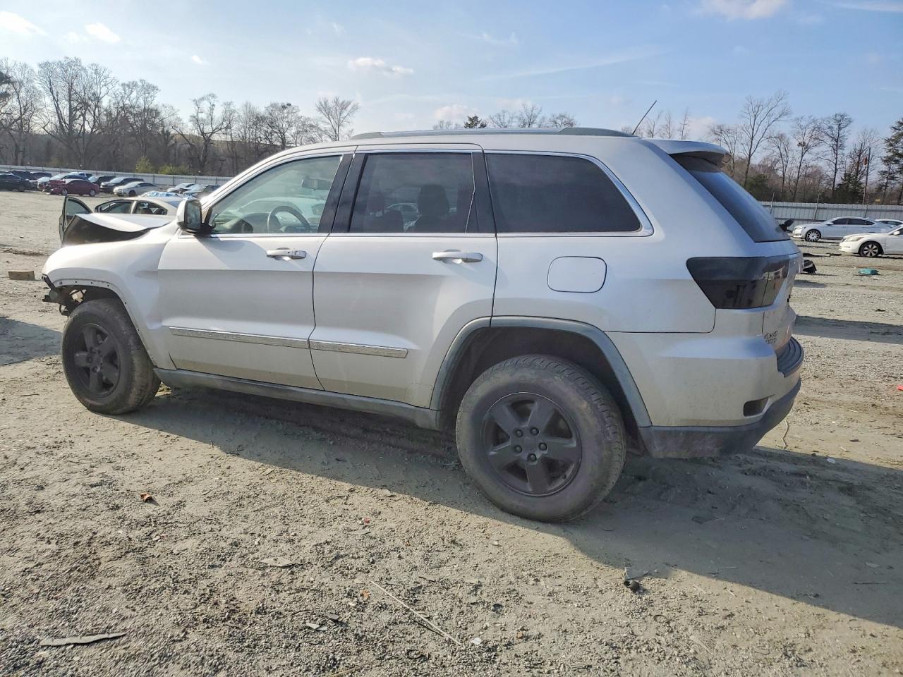 2012 Jeep Grand Cherokee Laredo - Фото 2