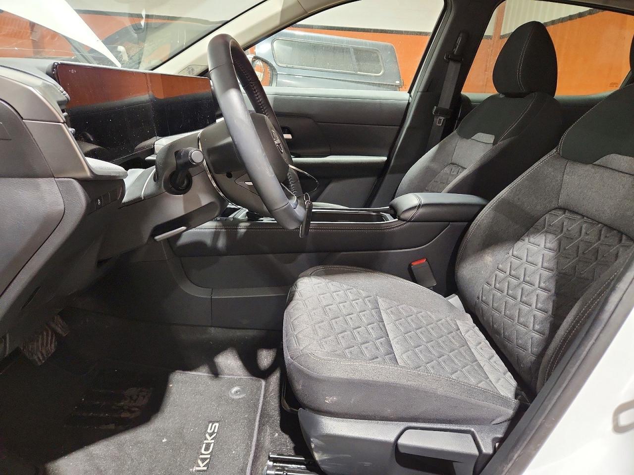 2025 Nissan Kicks Sv 4Dr Awd - Image 7