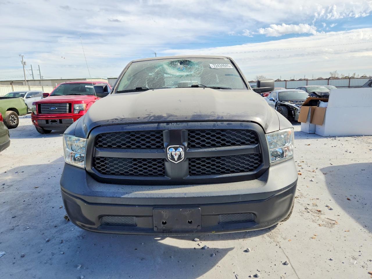 2019 Ram 1500 Classic Tradesman - Фото 5