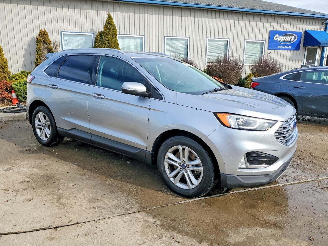 2020 Ford Edge Sel - Фото 4