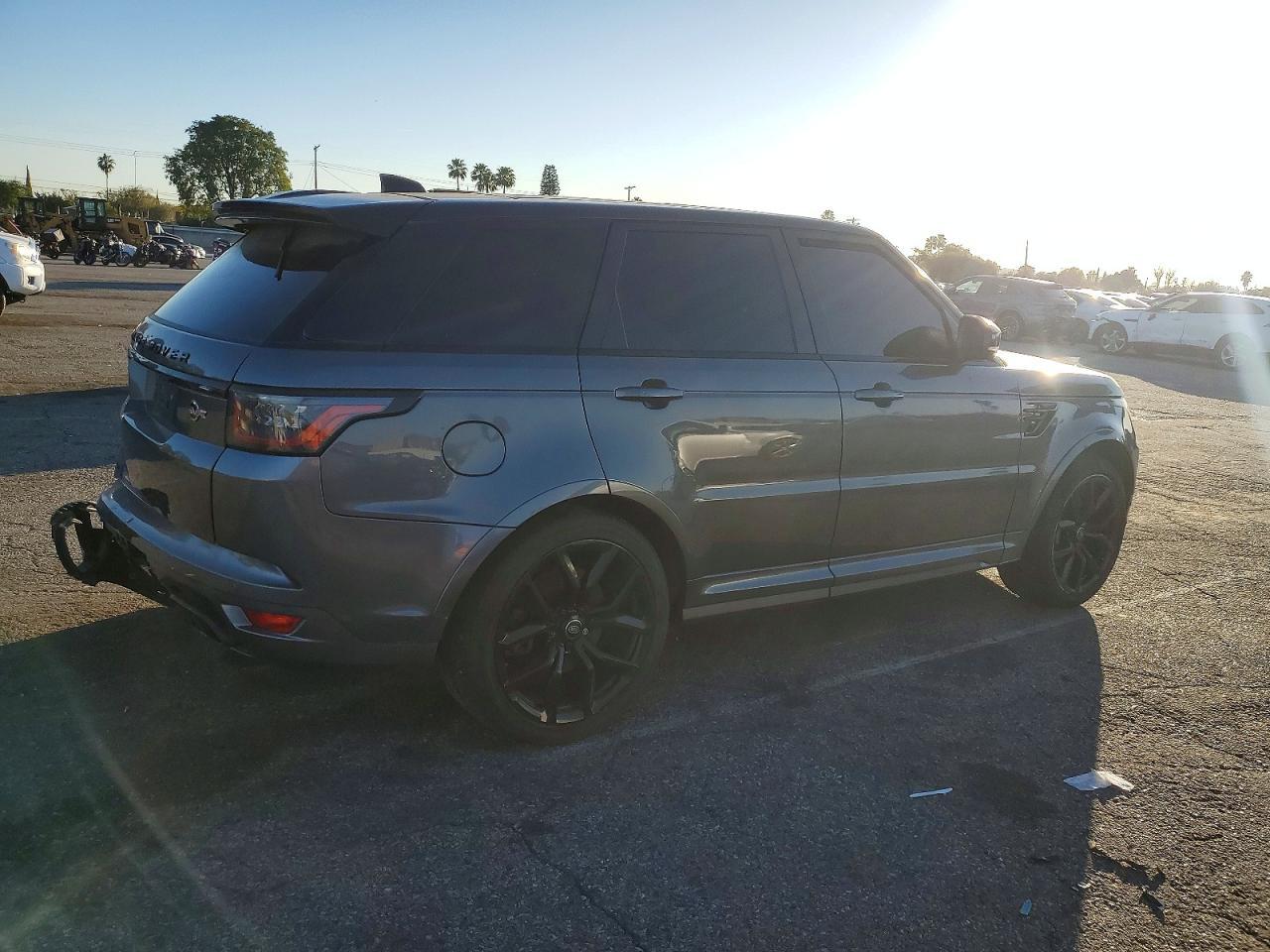 2018 Land Rover Range Rover Sport Svr - Фото 3