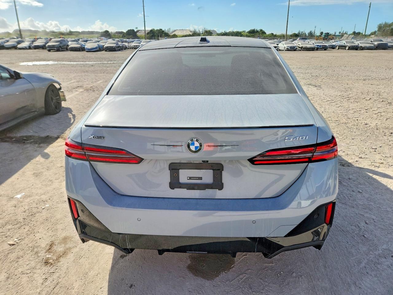 2024 BMW 540 Xi - Image 6