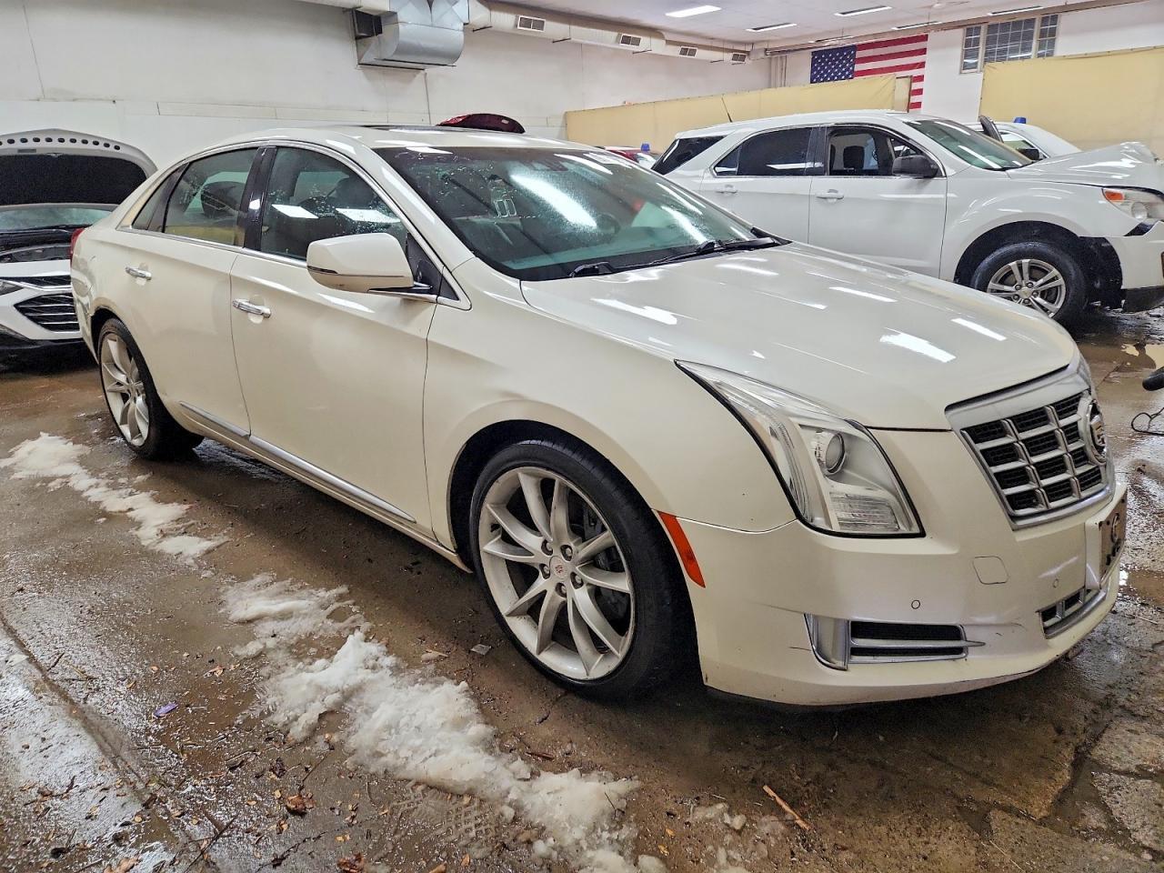 2014 Cadillac Xts Luxury Collection - Image 4