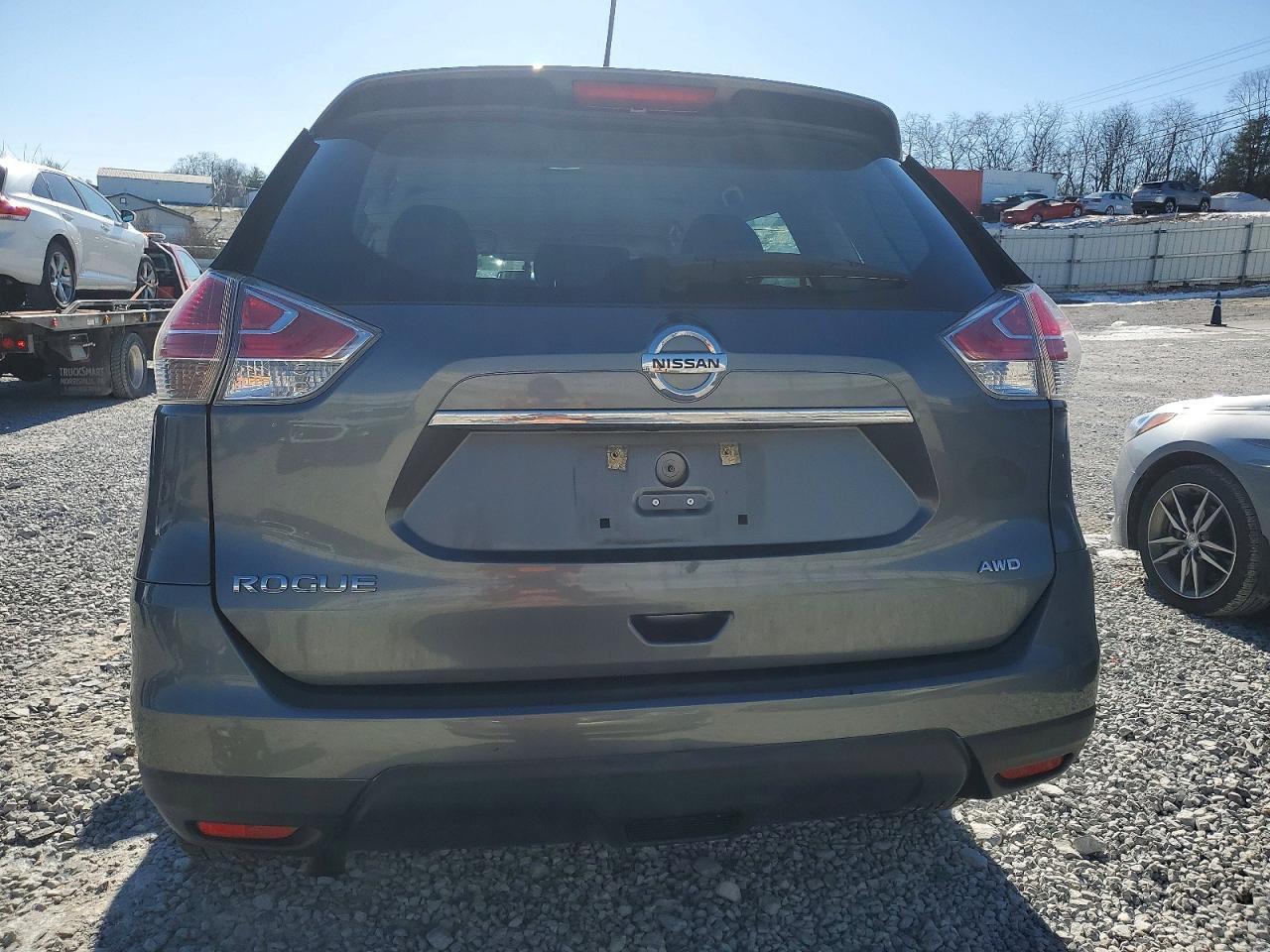 2016 Nissan Rogue S - Image 6