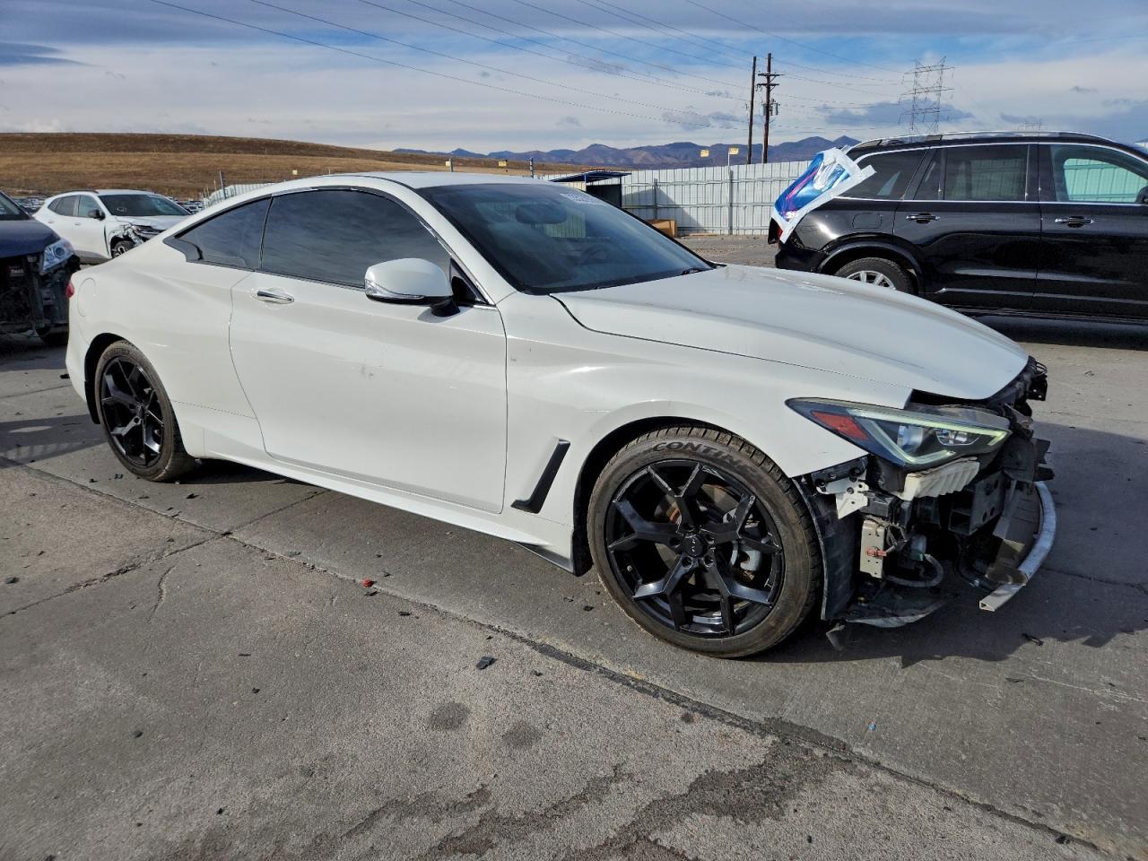 2018 Infiniti Q60 Luxe 300 - Фото 4