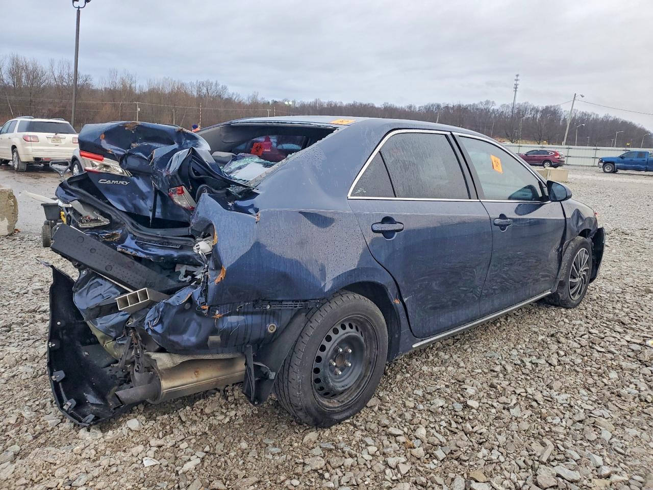2014 Toyota Camry Le - Image 3