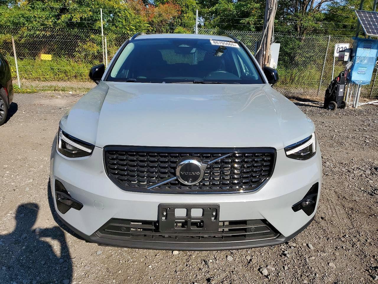 2024 Volvo Xc40 Plus - Фото 5