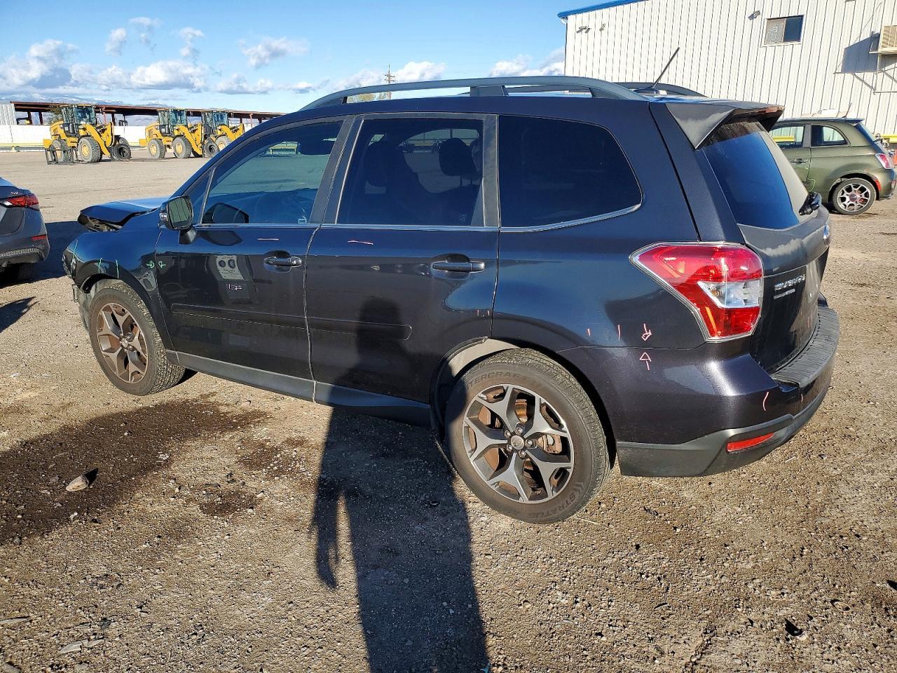 2014 Subaru Forester 2.0Xt Touring - Фото 2