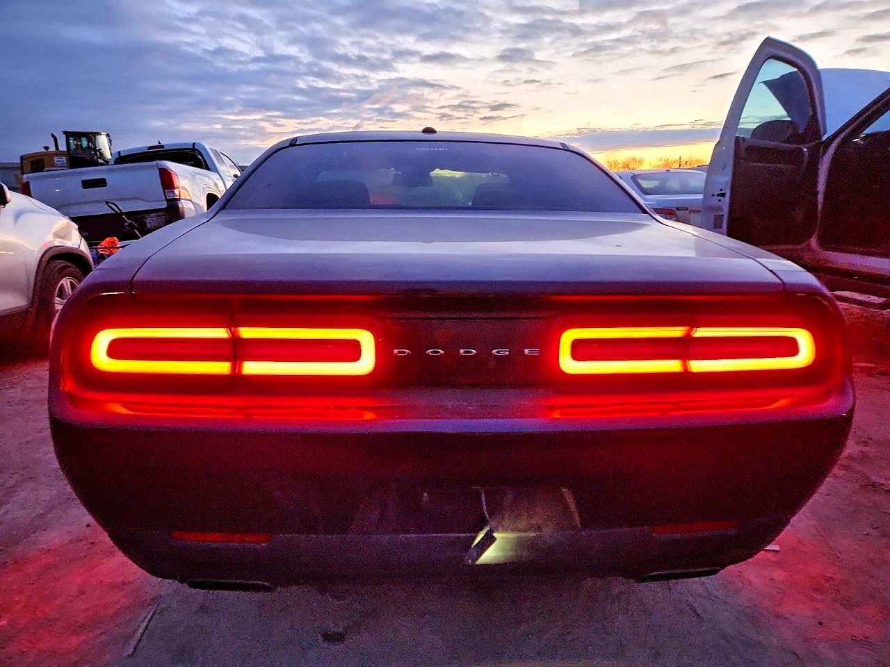 2016 Dodge Challenger Sxt - Фото 6