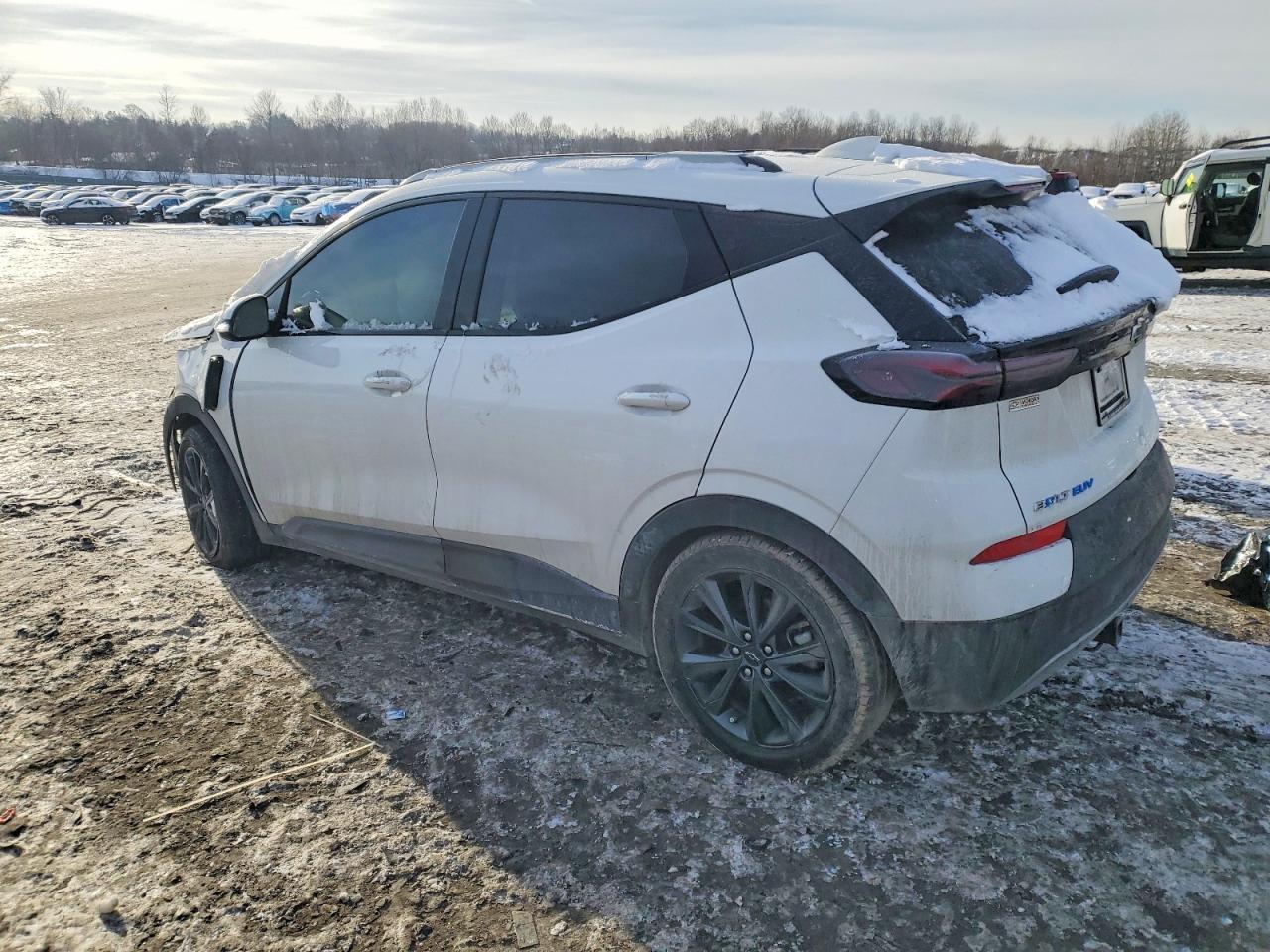 2023 Chevrolet Bolt Euv Lt - Image 2