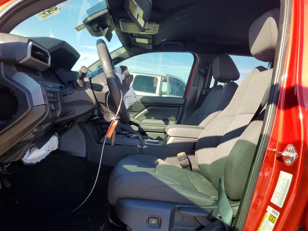 2025 Toyota Tacoma Double Cab - Image 7