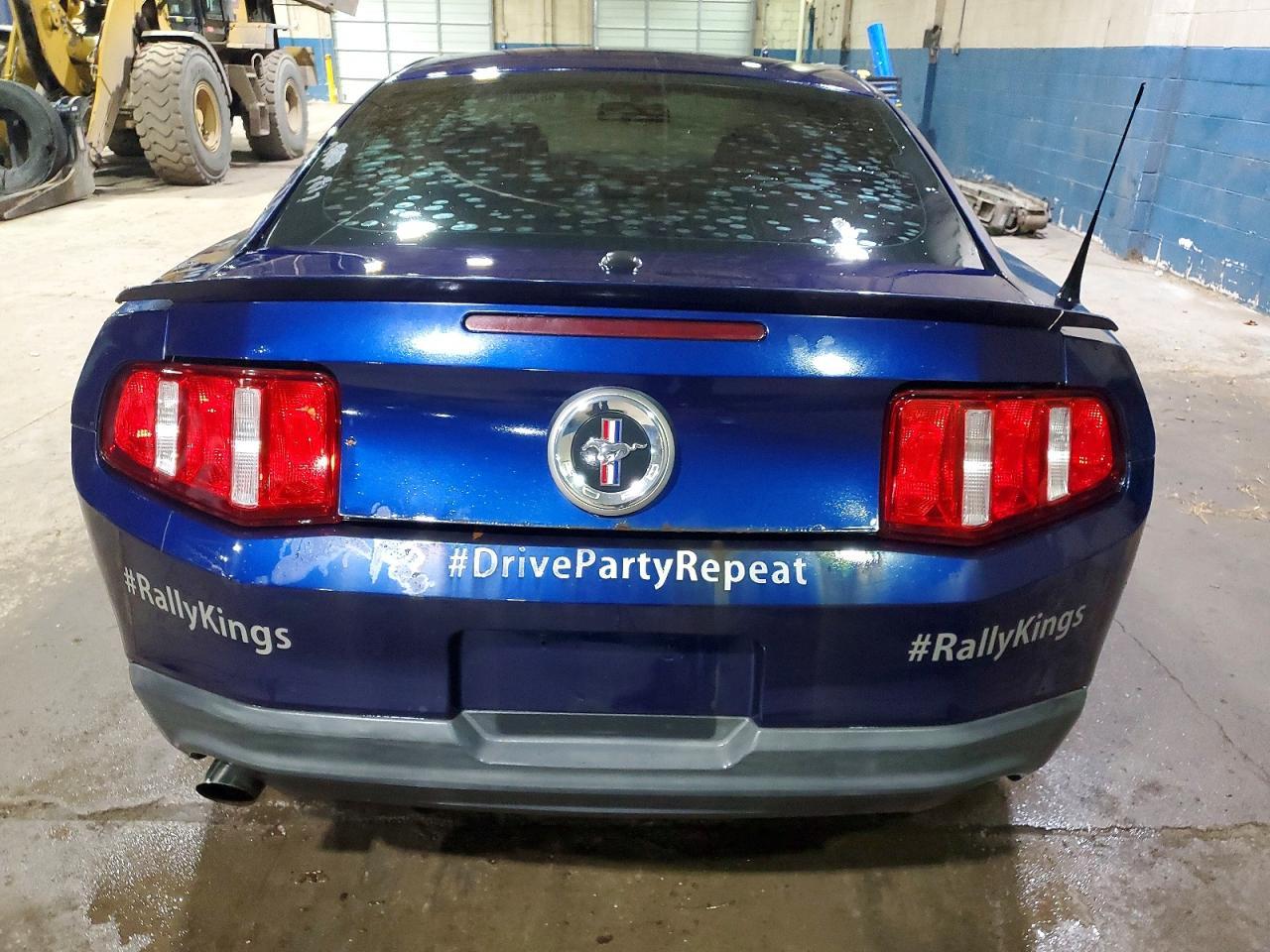 2012 Ford Mustang - Фото 6