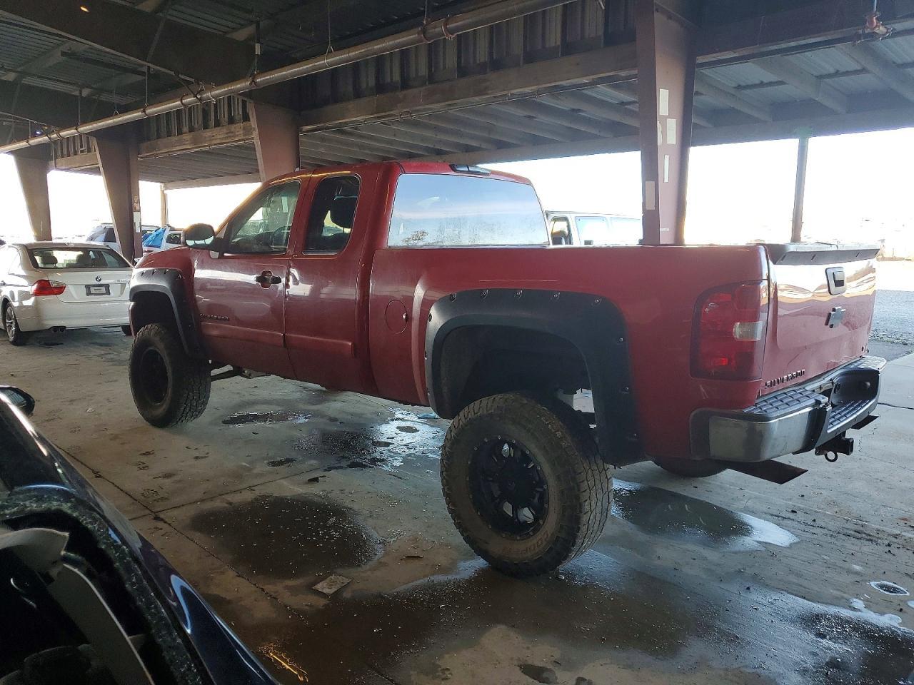 2008 Chevrolet Silverado K1500 - Фото 2