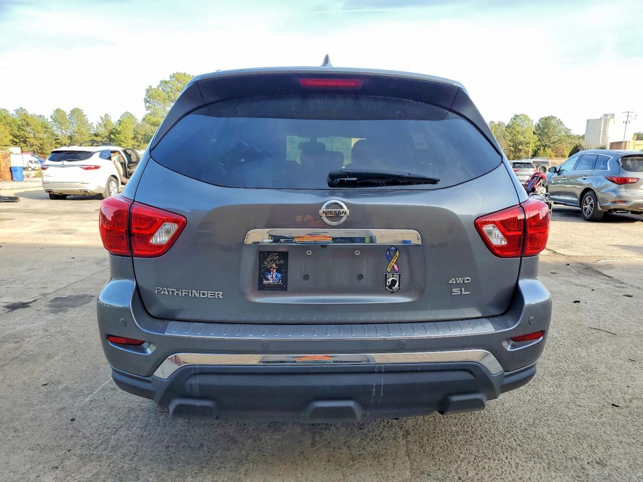 2019 Nissan Pathfinder S - Image 6