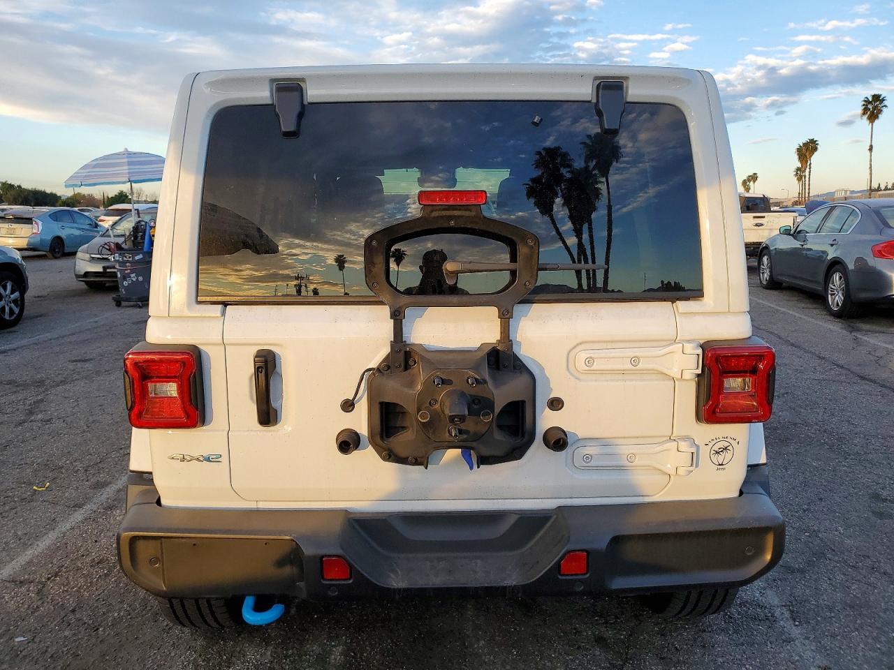 2024 Jeep Wrangler Sahara 4Xe - Фото 6