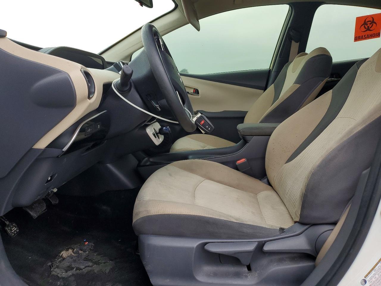 2016 Toyota Prius - Фото 7