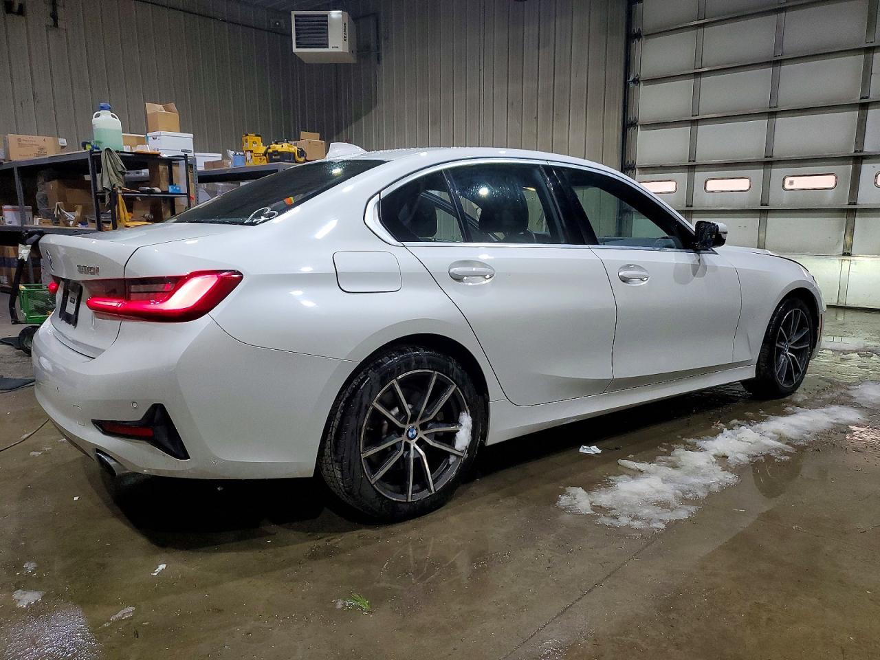 2019 BMW Motorrad 330Xi - Фото 3