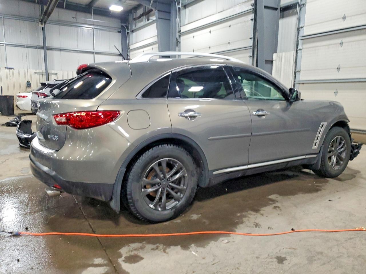 2010 Infiniti Fx35 - Фото 3