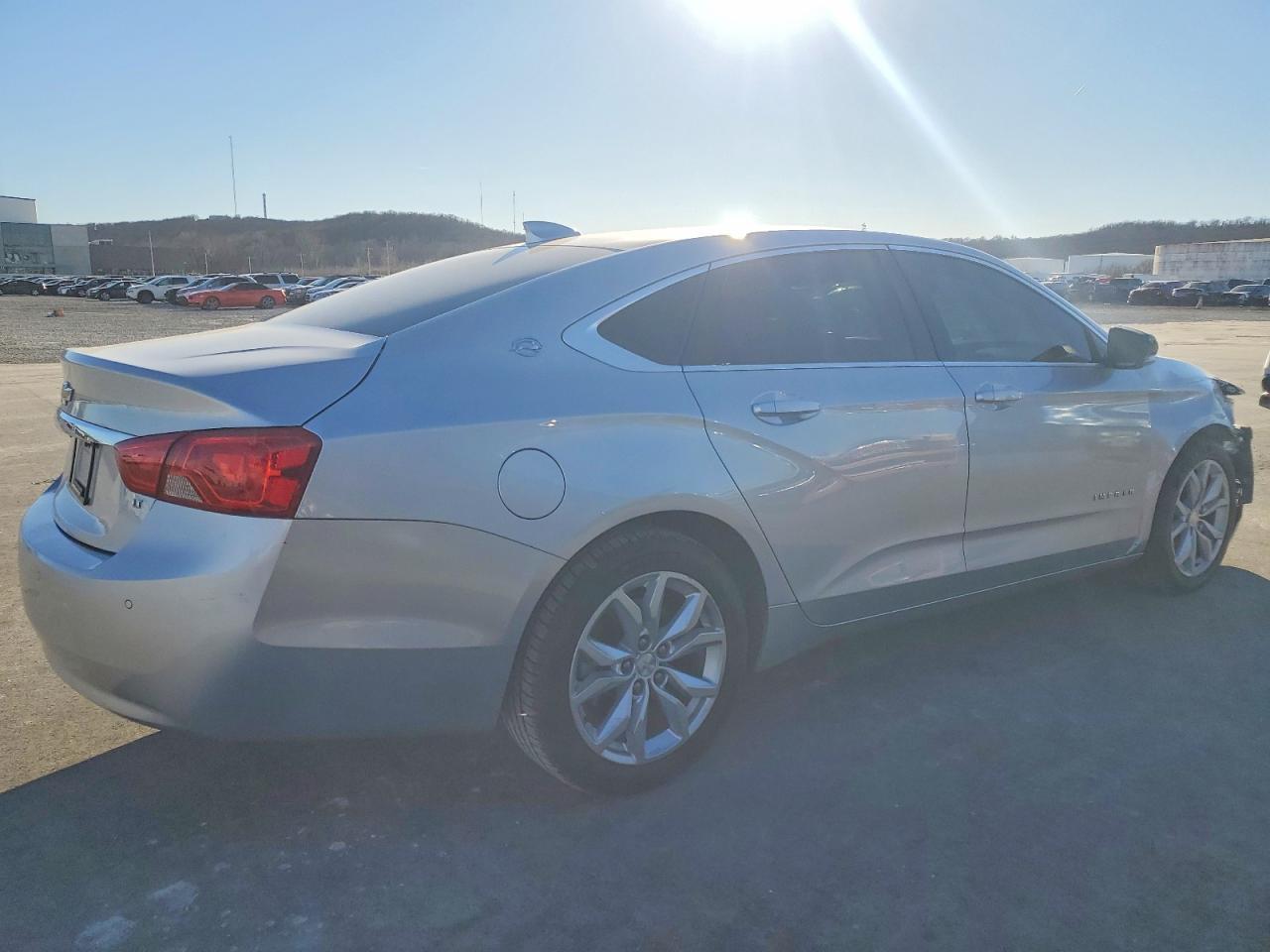 2016 Chevrolet Impala Lt - Image 3