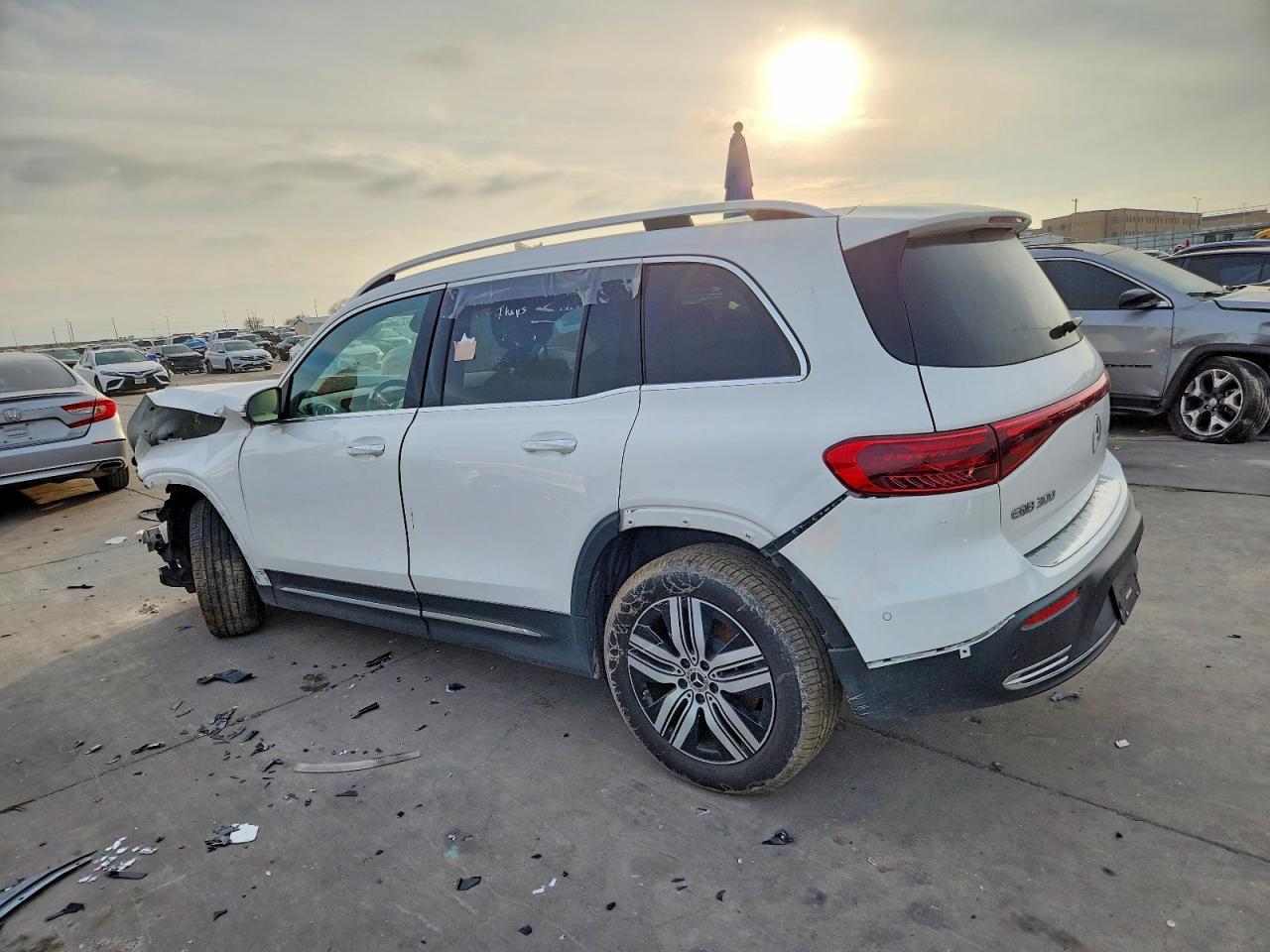 2024 Mercedes-Benz Eqb 300 4Matic - Фото 2