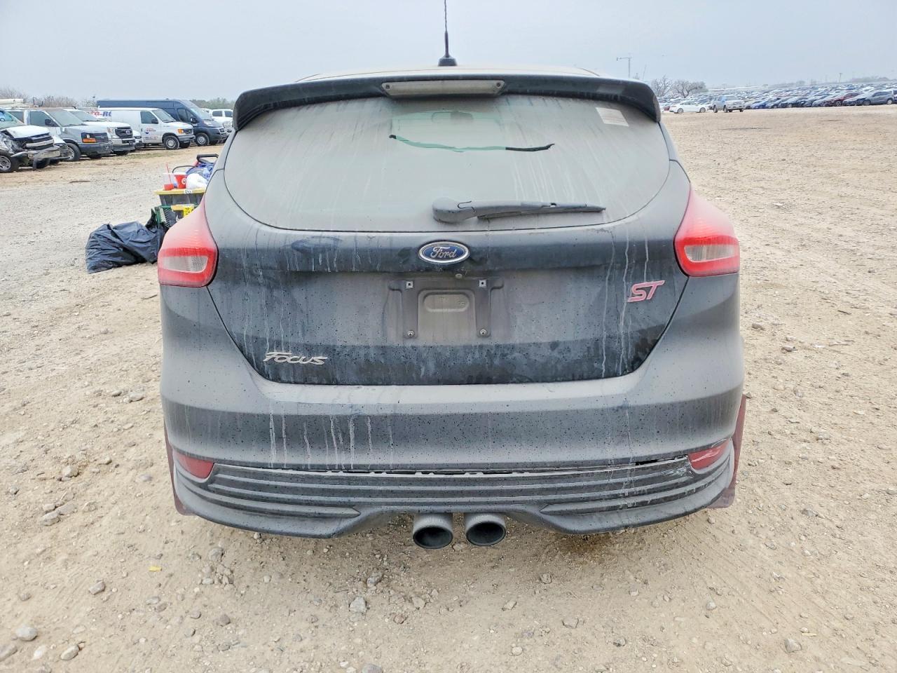 2016 Ford Focus St - Image 6