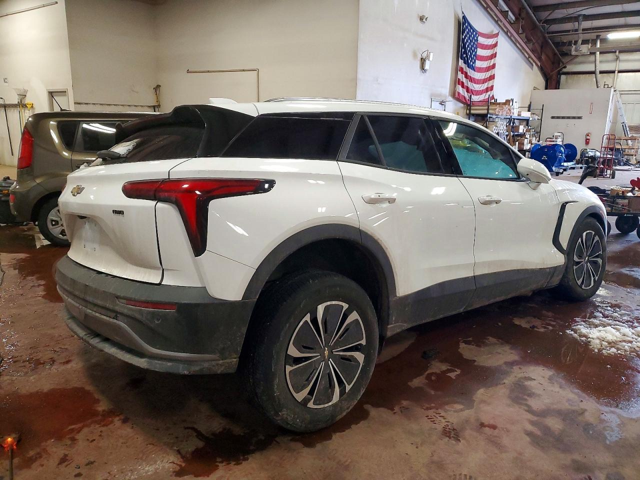 2025 Chevrolet Blazer Lt - Image 3