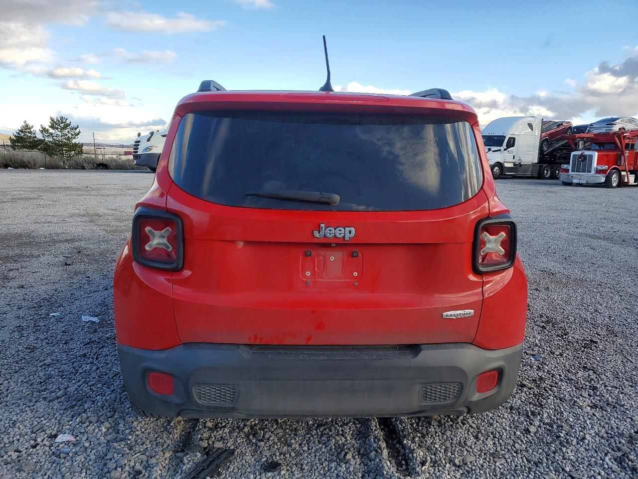 2015 Jeep Renegade Latitude - Фото 6