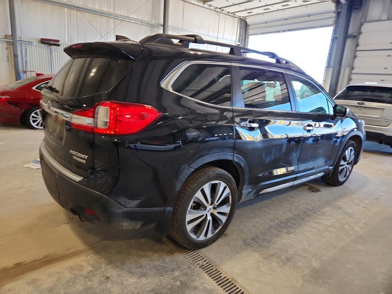 2020 Subaru Ascent Touring - Фото 3