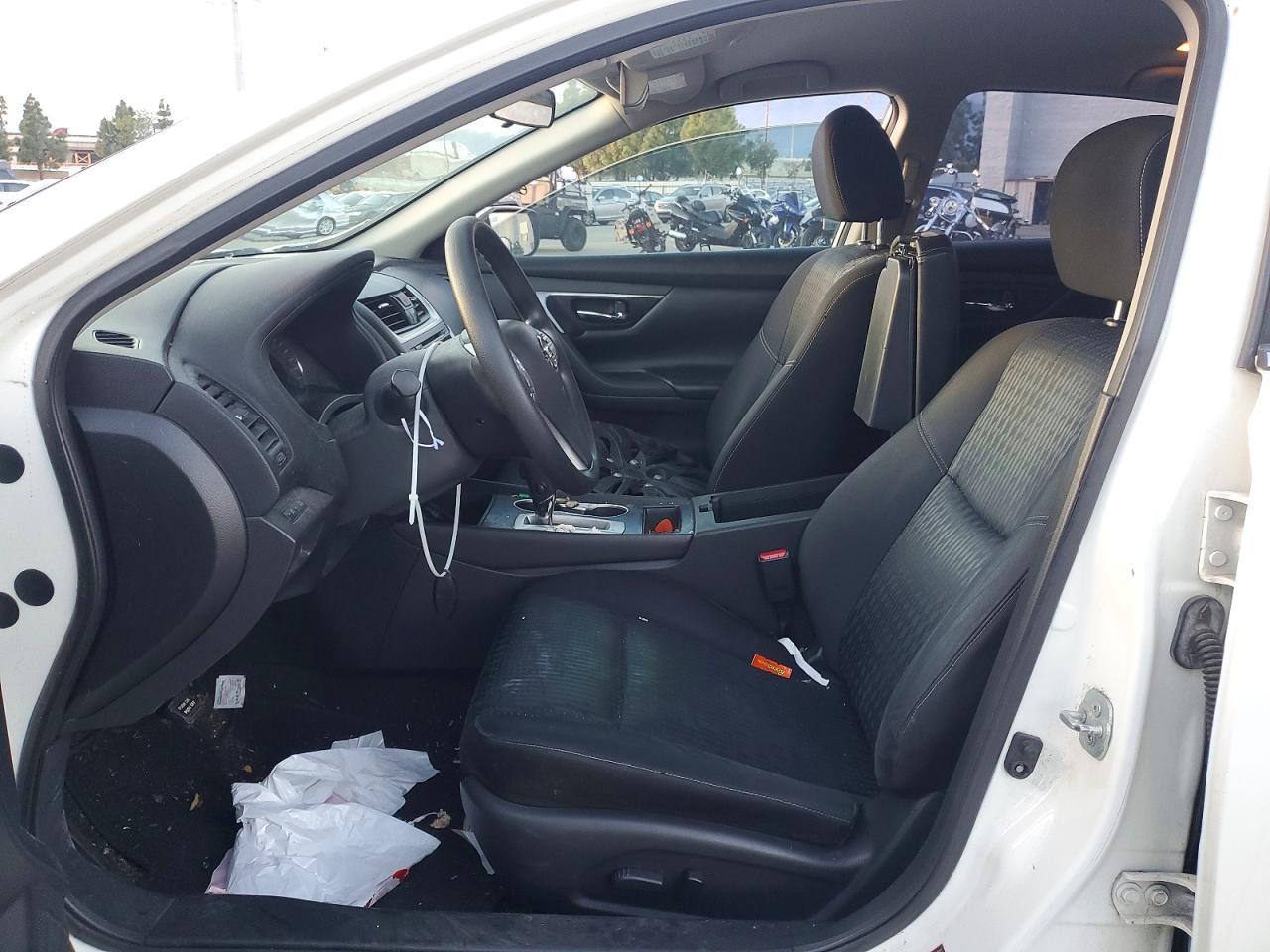 2016 Nissan Altima 2.5 - Фото 7