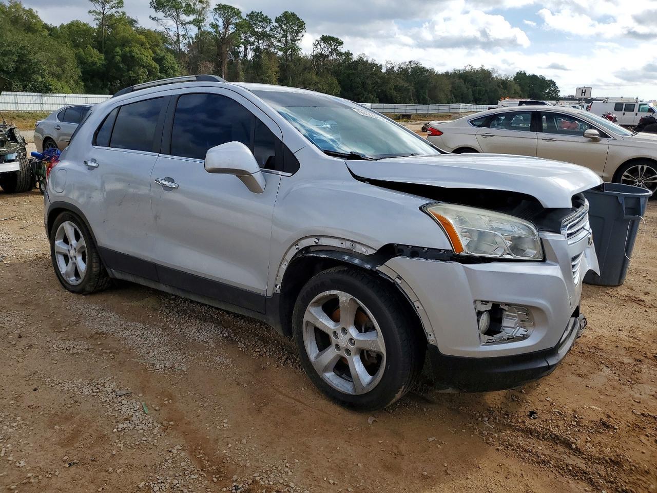 2016 Chevrolet Trax Ltz - Image 4