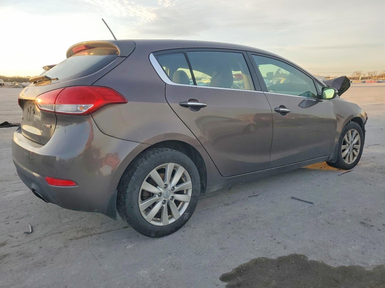 2014 Kia Forte Ex - Фото 3