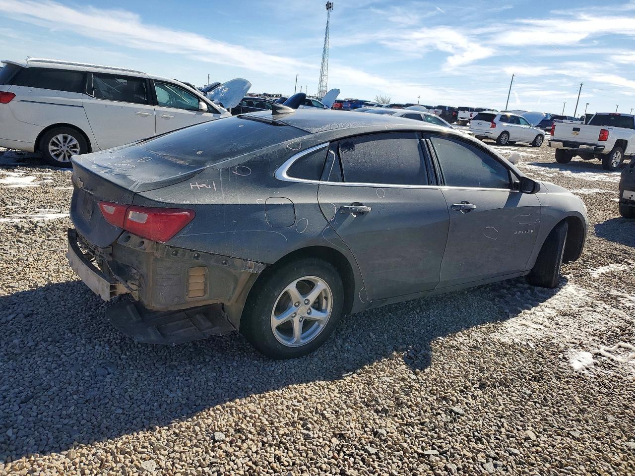 2018 Chevrolet Malibu Ls - Image 3