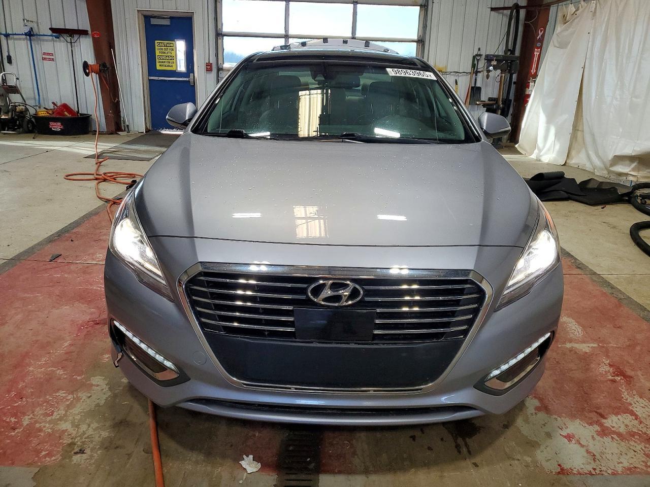 2016 Hyundai Sonata Hybrid Limited - Image 5