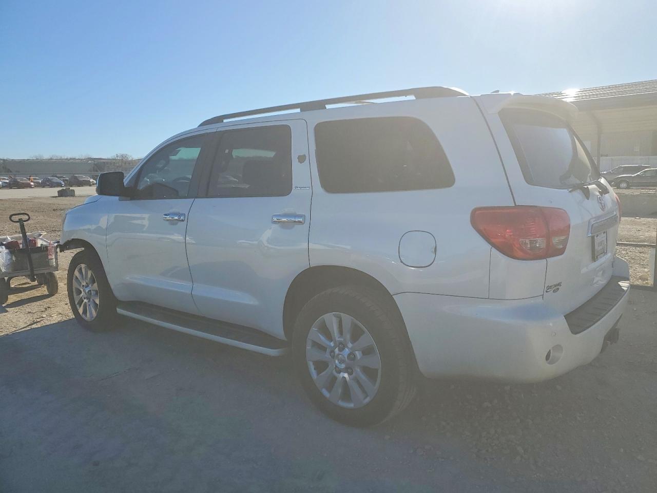 2013 Toyota Sequoia Platinum - Фото 2