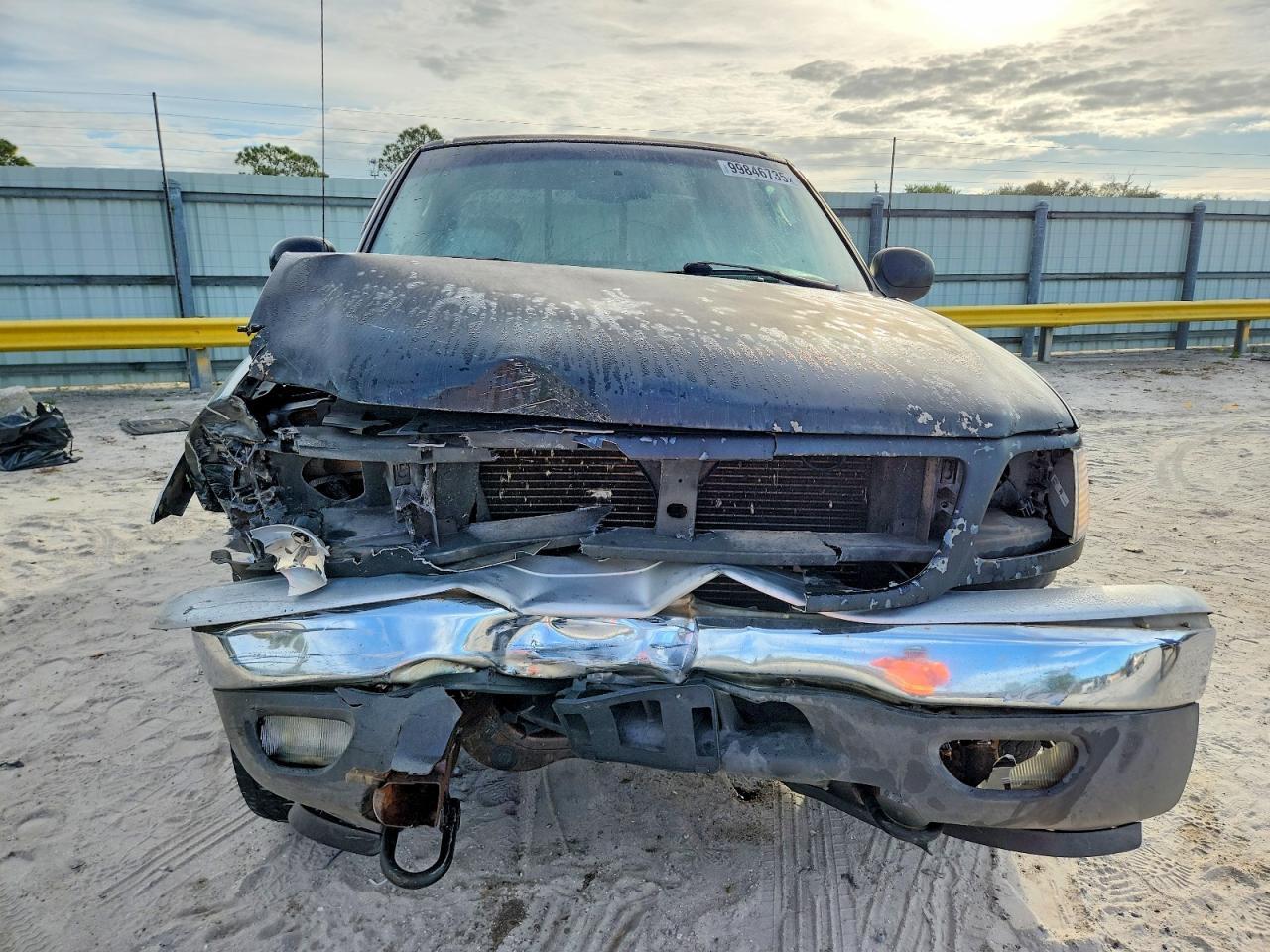 2003 Ford F150 - Image 5
