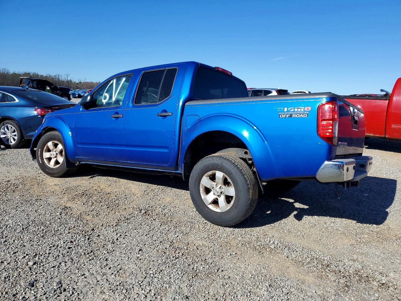2013 Nissan Frontier S - Фото 2