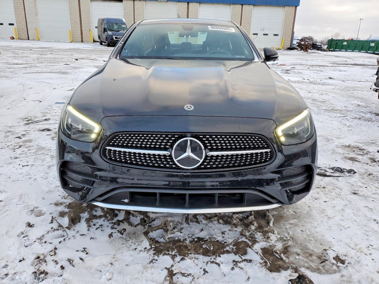 2021 Mercedes-Benz E 350 4Matic - Image 5